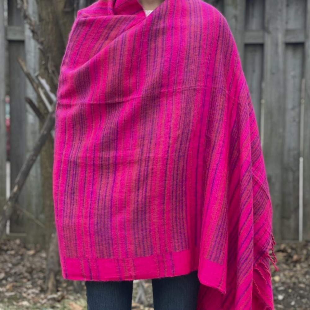 Handloom woollen blanket/shawl/scarf/throw